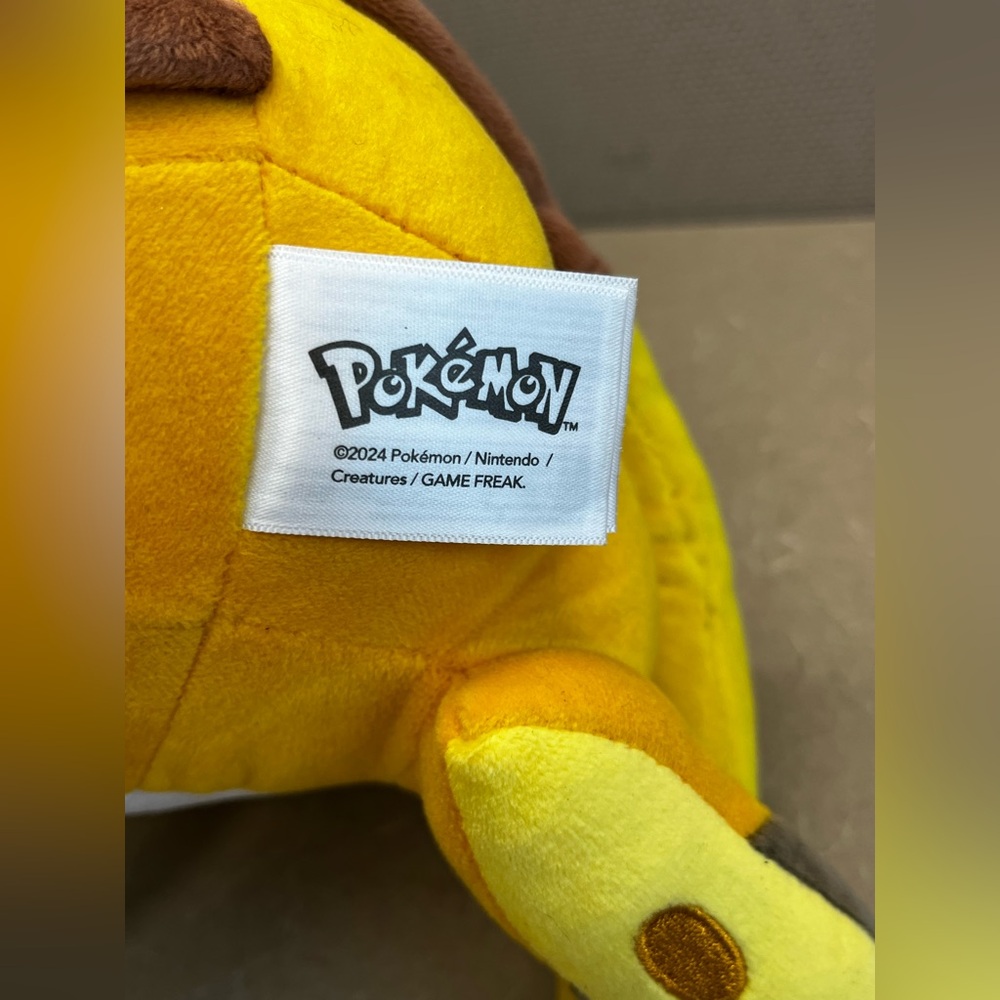 Pokémon Plush Bundle Psyduck 13” + Raichu Large Stuffed Animals - Picture 5 of 12